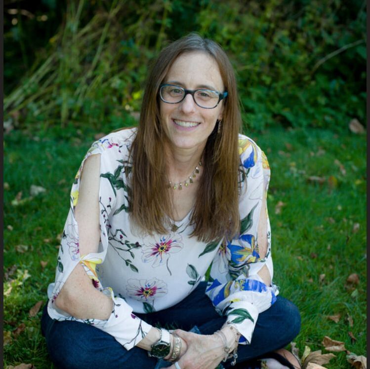 headshot - MYRESE NOCHOMOWITZ